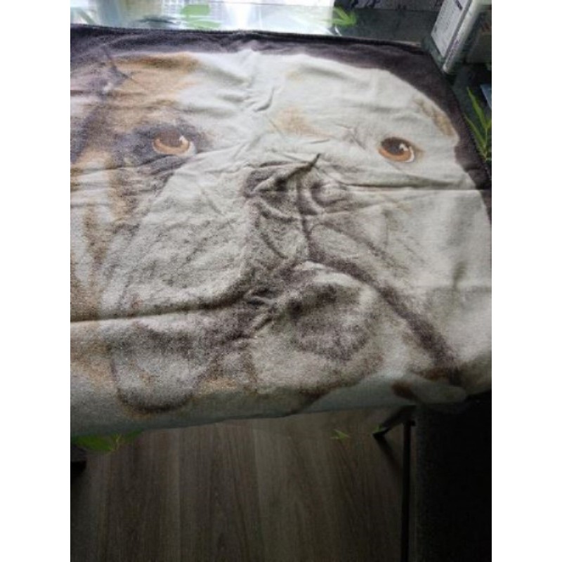 Serviette de plage tête de bouledogue