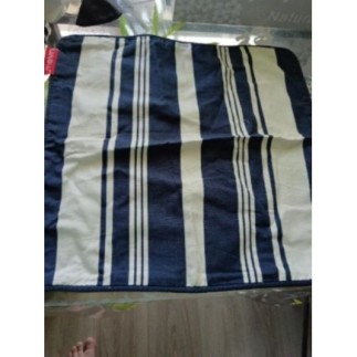 House de coussin 42 par 44...