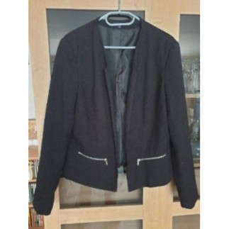 Petite veste noire taille M