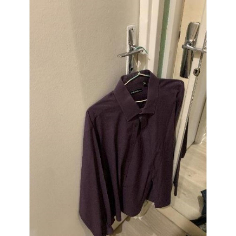 Chemise  violette 