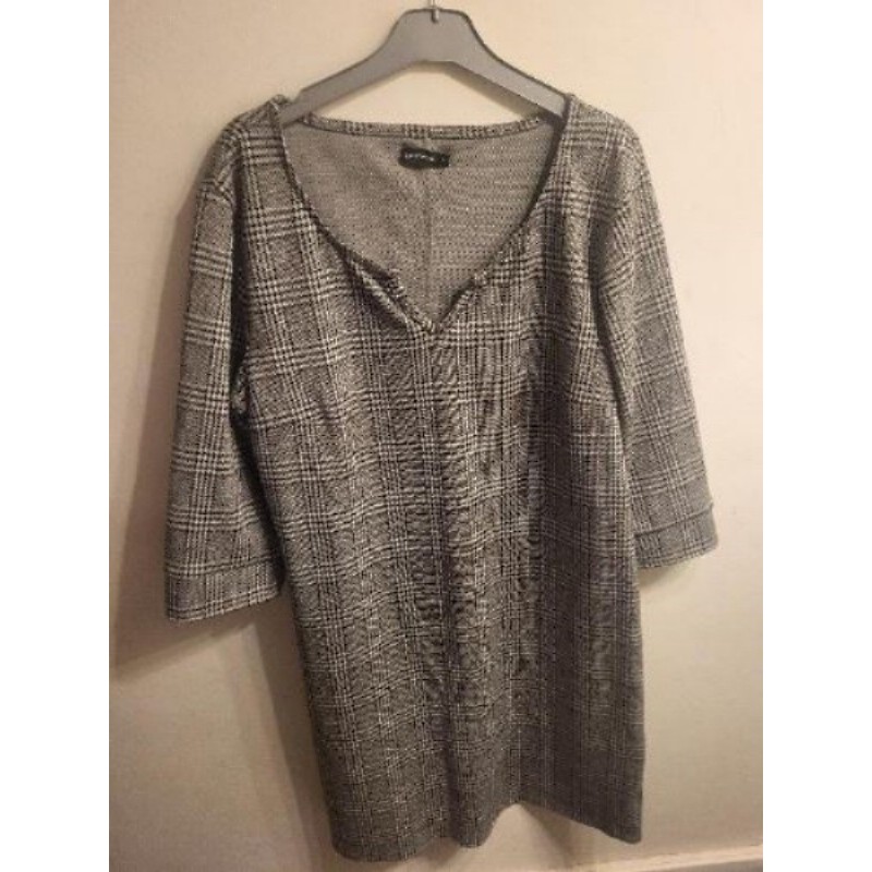 Robe a carreaux xl