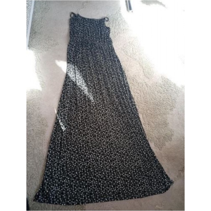 Robe d'été fond kaki taille ML