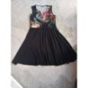 Robe d'été le haut fleuri jupe noire taille SM