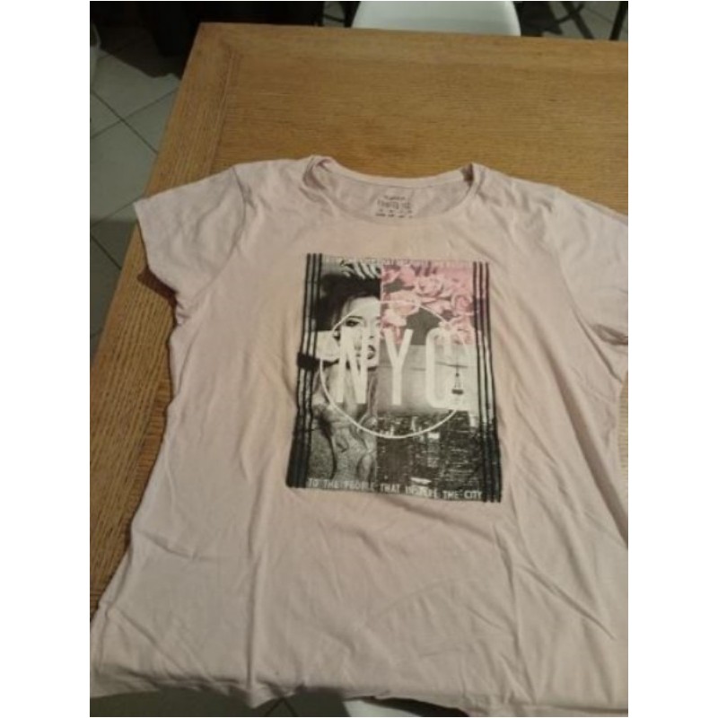 Tee shiet rose pâle nyc femme taille 46