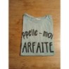 Tee shirt bleu appelle moi parfaite L