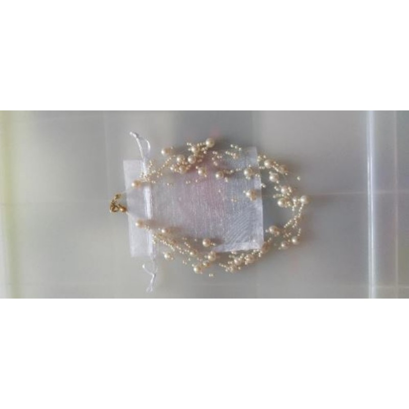 Collier fantaisie perles blanches