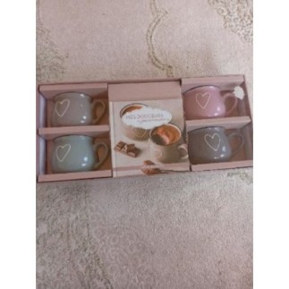 Tasse à dessert avec le...