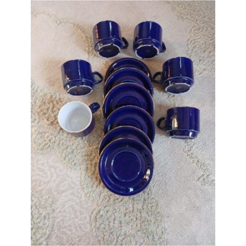 Tasse de café en porcelaine bleu doré