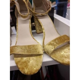 Chaussures  ouverte à...