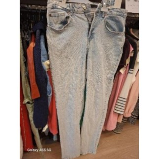 Pantalon jean bleu clair stradivarius 42