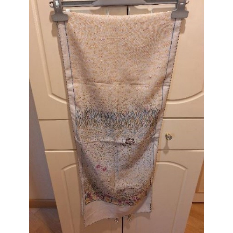 Foulard fond gris printanier 150x33 Gim Renoir