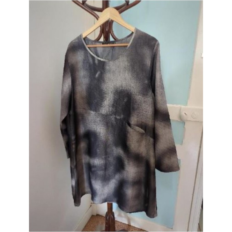 Robe grise L/XL stand D10 