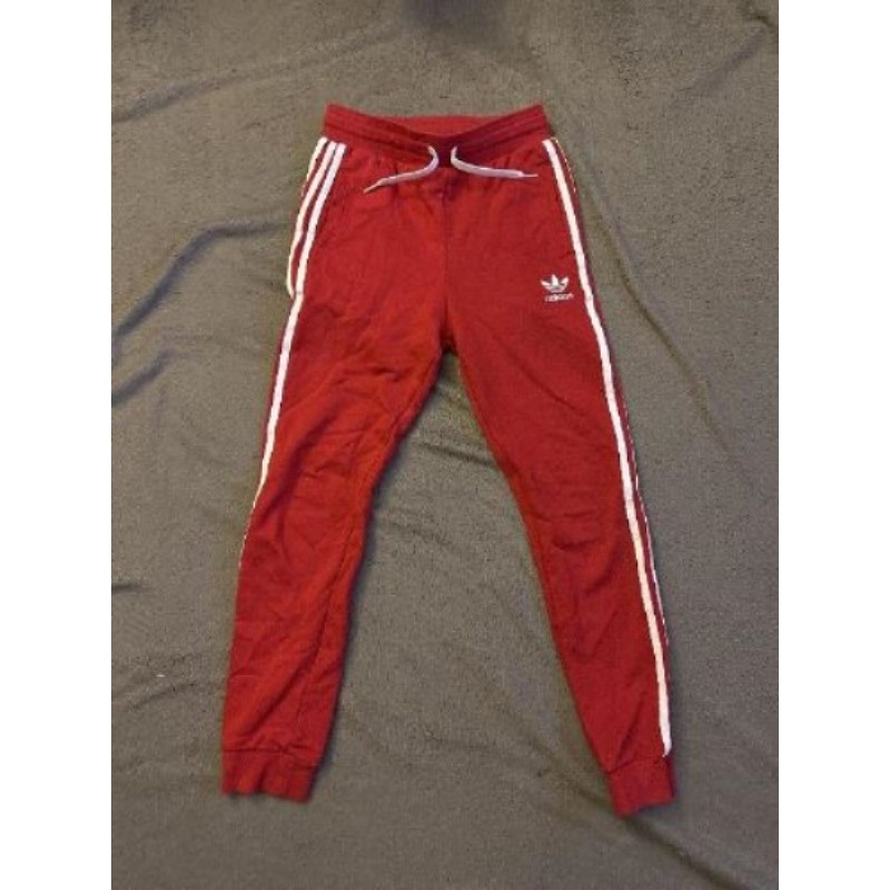 Jogging ADIDAS ROUGE BLANC T.11.12 ANS