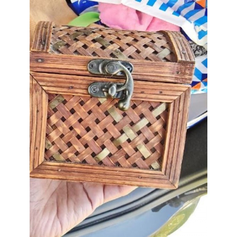 Petit coffre bois