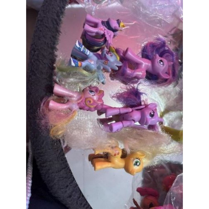 Lot pony hasbro 6 figurines 