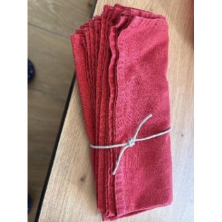 6 serviettes rouges