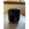 pot noir bordé or