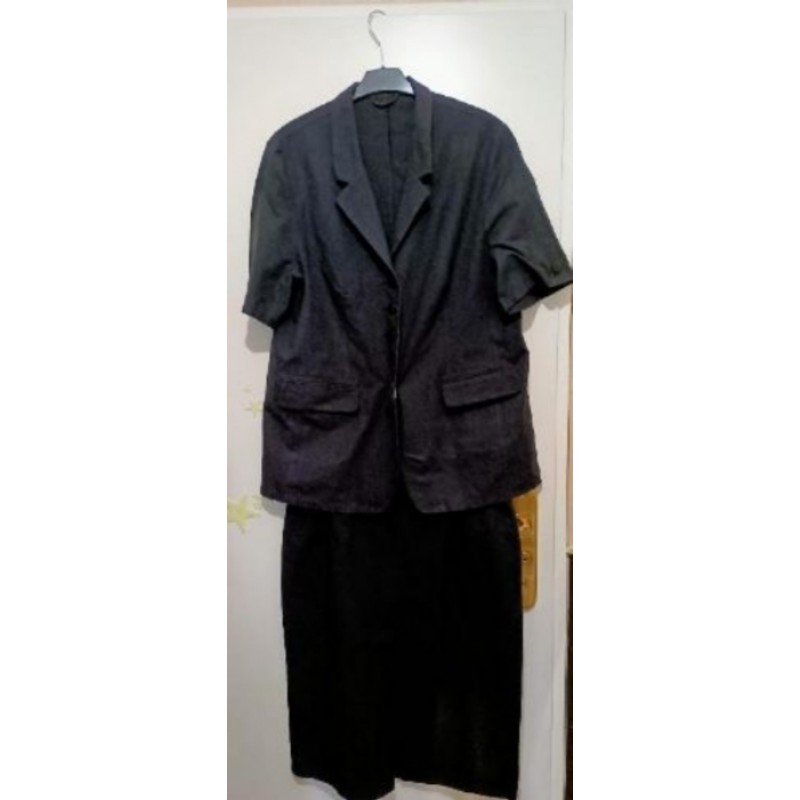 Tailleur noir été (veste manche courte et jupe ) CA - Taille 46