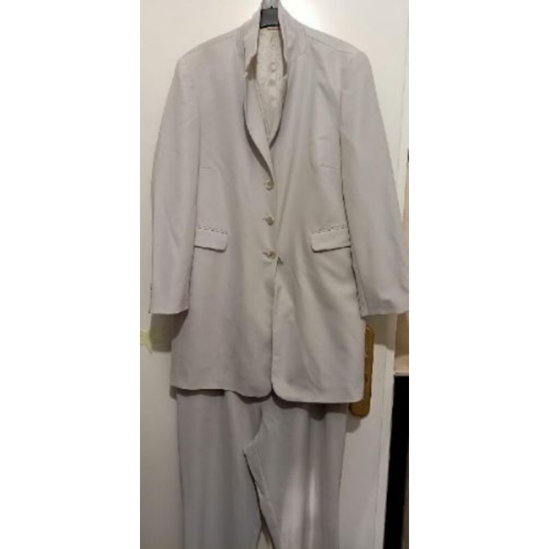 Tailleur gris clair (veste manche longue 3/4 et pantalon) Your 6th Sense - Taille 44