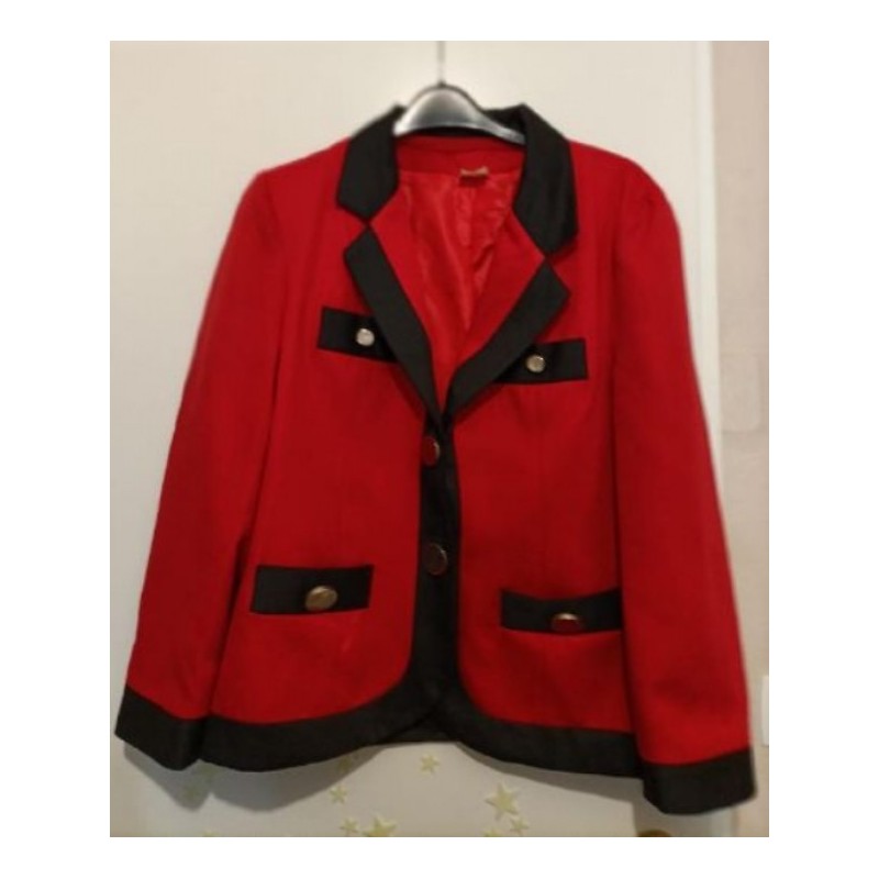 Veste rouge - bordure noire et bouton doré - création Paris - Taille 44