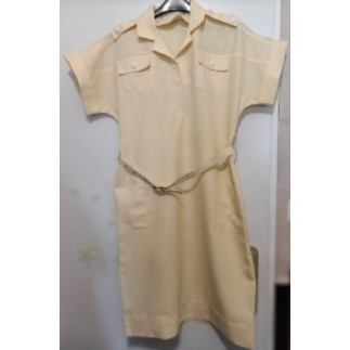 Robe jaune été avec une...