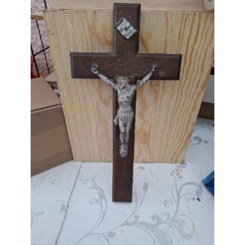 Gd crucifix en bois