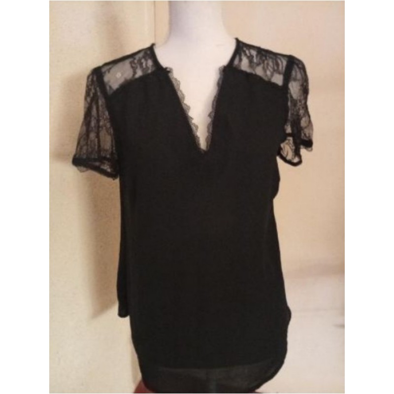 Petit haut noir  dentelle Kiabi talle M
