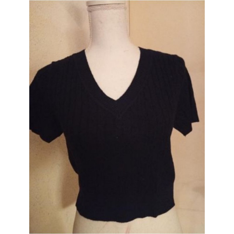Petit tricot noir col v fashion taille U