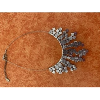 collier fantaisie...