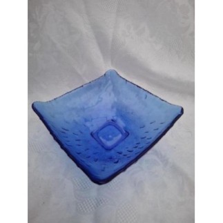 COUPELLE BLEUE CARREE