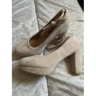 Escarpin beige a talon...