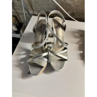 Chaussure à talons argenté T39