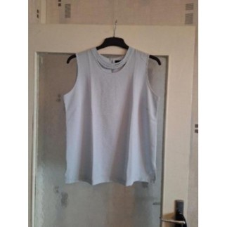 Debardeur bleu col ficelle...