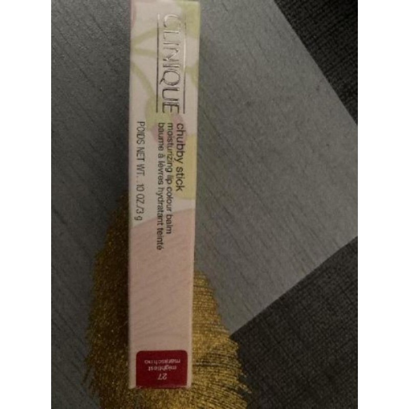 Baume lèvre clinique neuf 