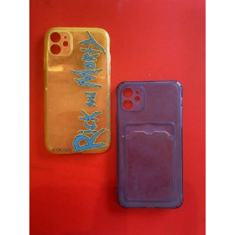 lot de 2 coques  Iphone 11 jaune Rick and Morty et bleu avec porte cartes