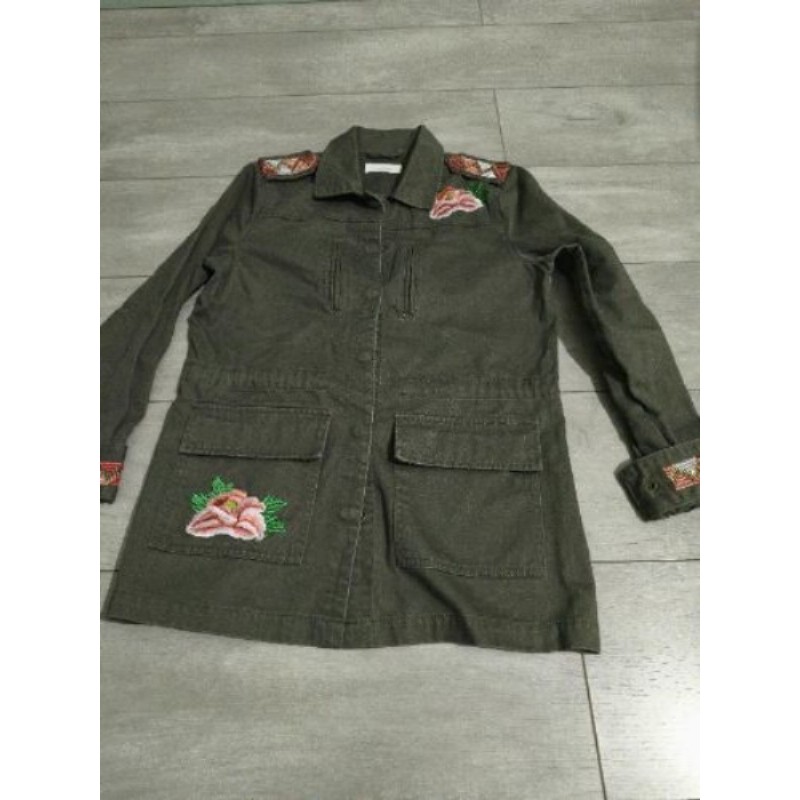 CACHE CACHE Veste kaki fleurs 