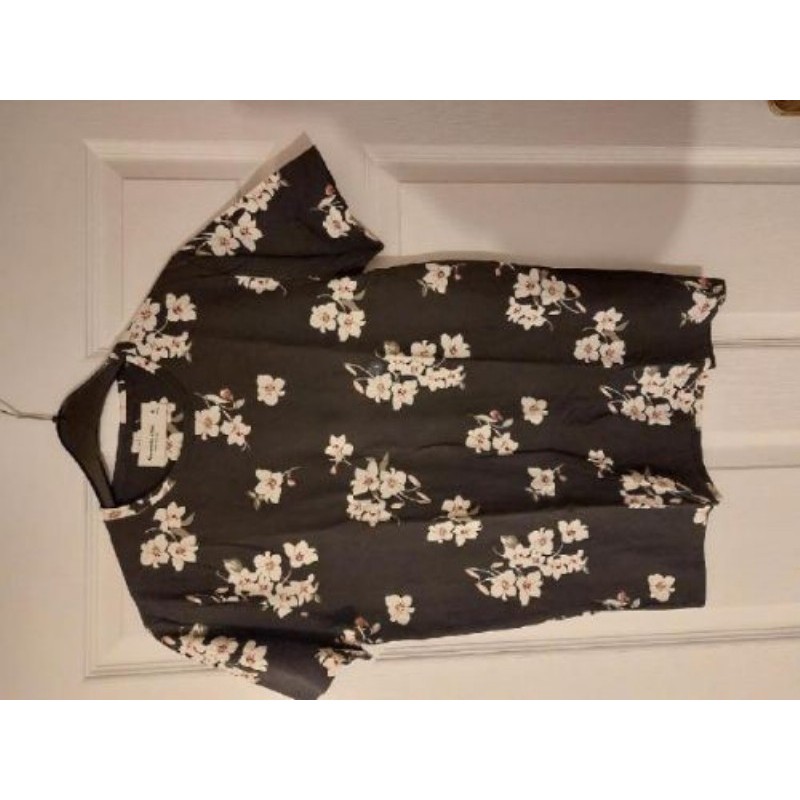 Tee Shirt Femme Hollister Noir Fleurs TS 