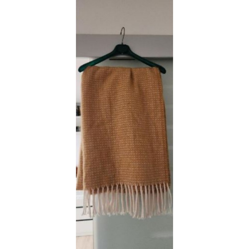 Echarpe en laine jaune et blanche Naf Naf