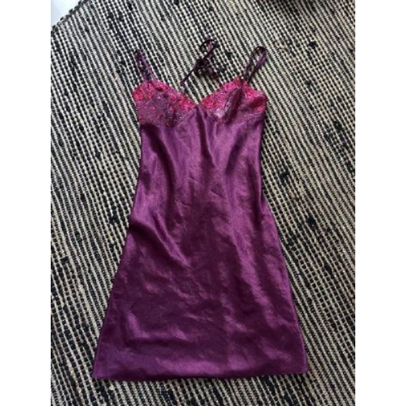 Nuisette, Étam, T. 42.