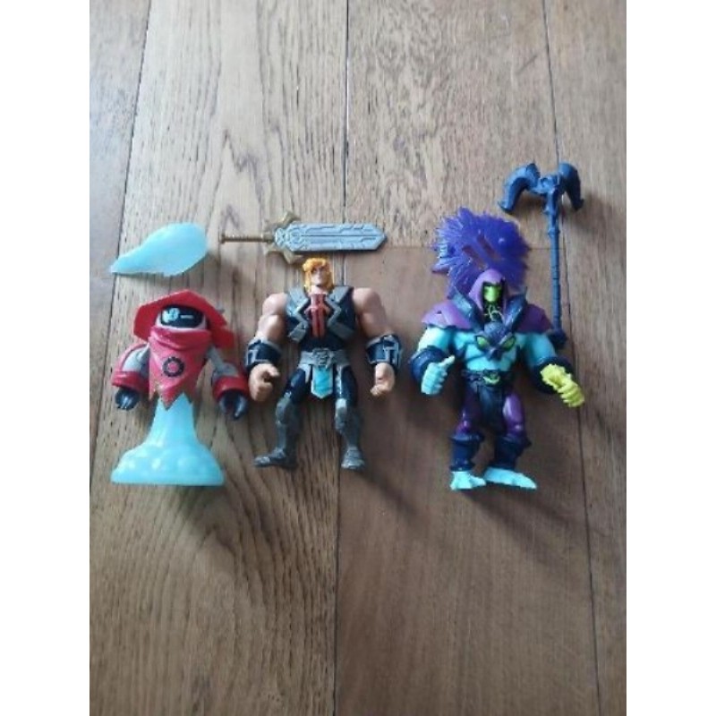 Trois figurines Maitres de l’univers 