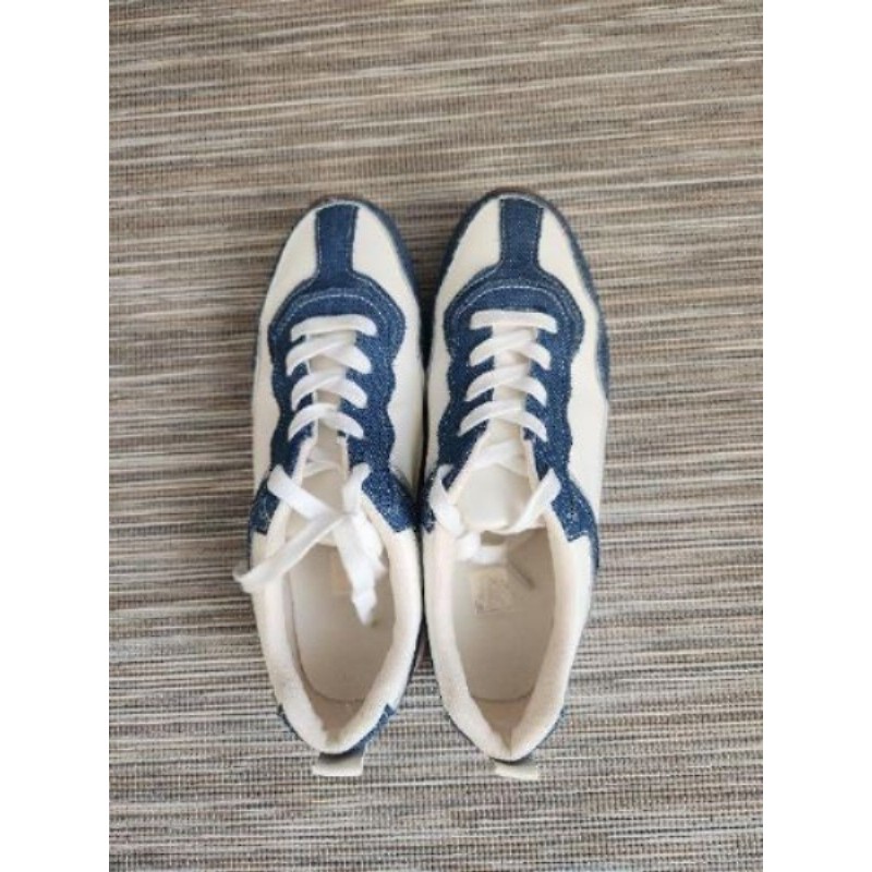 Basket avec Jean taille 40 neuve