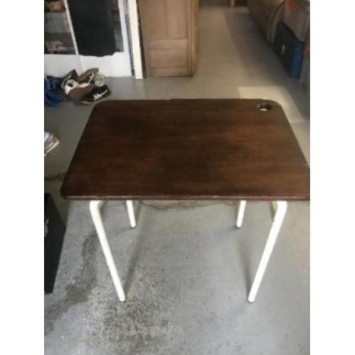 Bureau d’écolier ancien avec case de rangement en  bois armatures métalliques  