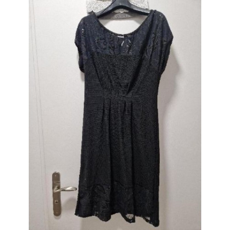 Robe Desigual taille M noire