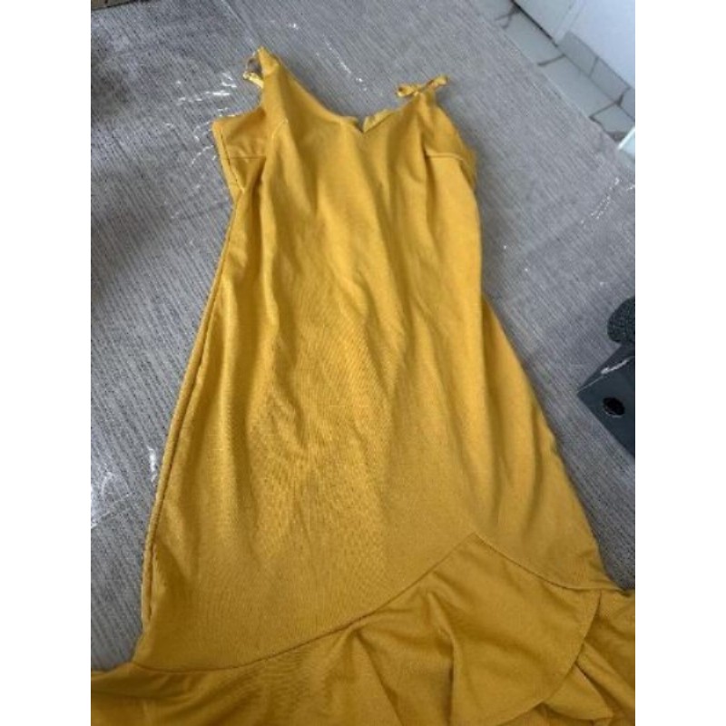 Robe à bretelle moutarde taille S