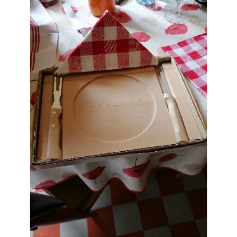 Planche à steack avec couverts lot de 4