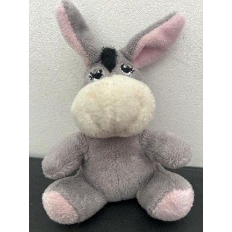 L’âne avec son en appuyant sur son ventre 