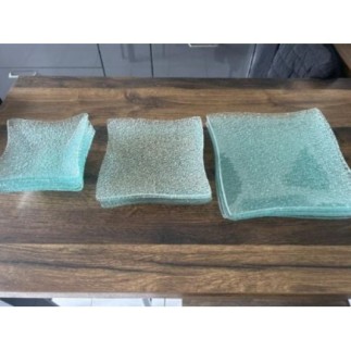 Lot vaisselle - 6 assiettes...