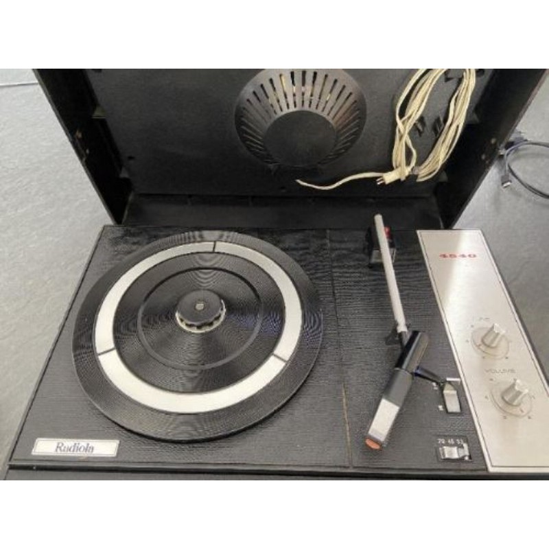 Transistor Radiola 4540 pour 33,45,et 78 tours