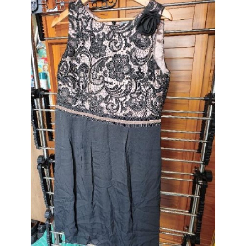 Robe noire/rose taille 44 "1 2 3"