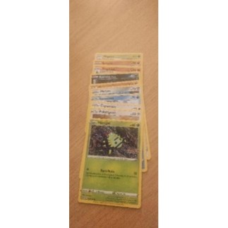 Lot de 10 cartes Pokemon Go...